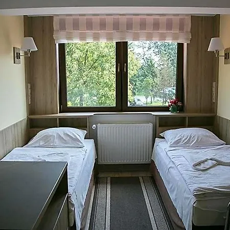 Korona 2*