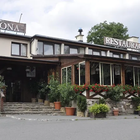 Korona 2* Klodzko