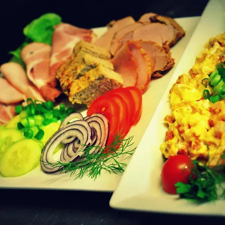 Korona 2* Клодзко